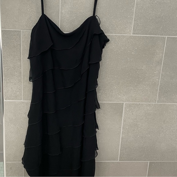 White House Black Market Dress Size 10 Black Ruffle Waterfall spaghettiStrap NWT - Picture 2 of 5